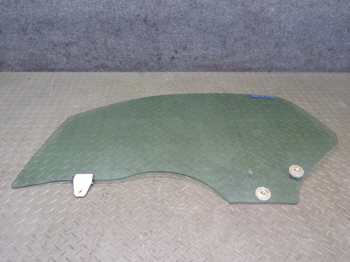 04-09 Nissan 350Z Z33 Convertible Front Left Driver Door Window Glass OEM