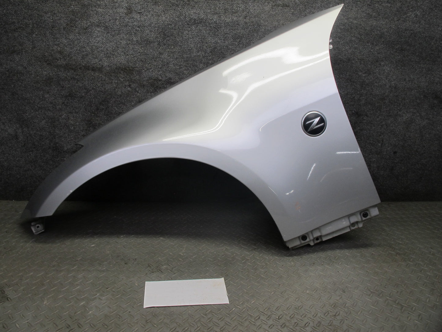 06-07 Nissan Z33 350Z Convertible Front Left Fender Shell Cover Panel Silver OEM