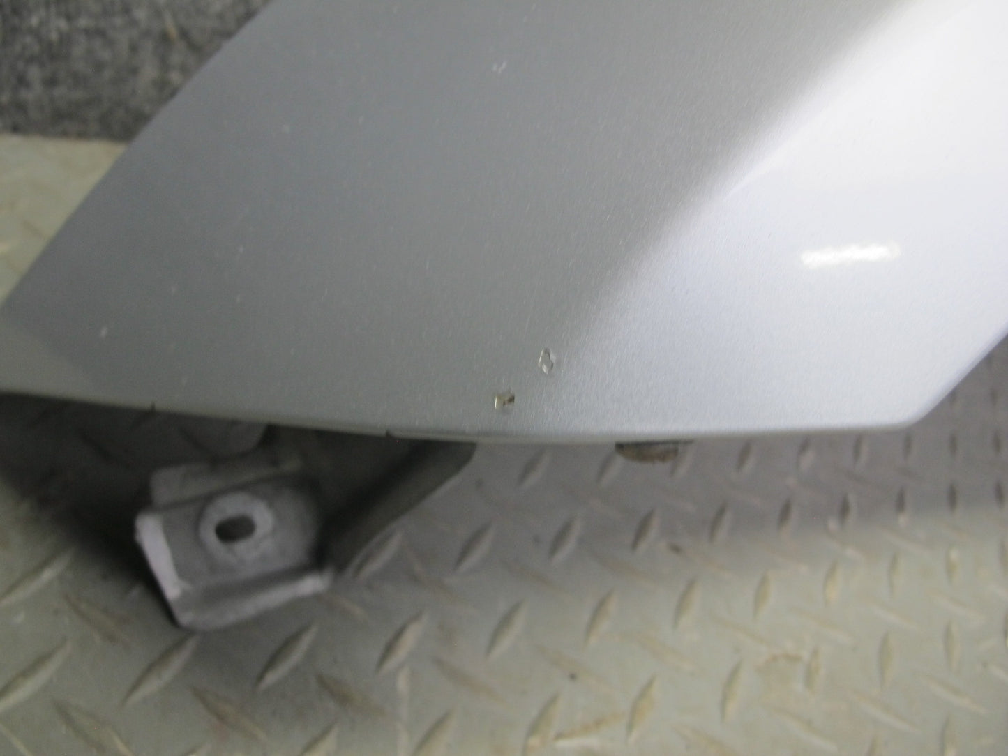 06-07 Nissan Z33 350Z Convertible Front Left Fender Shell Cover Panel Silver OEM