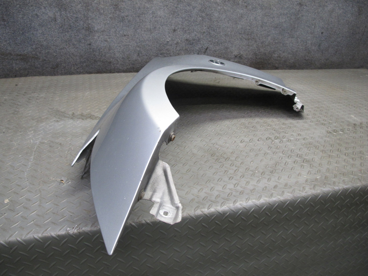 06-07 Nissan Z33 350Z Convertible Front Left Fender Shell Cover Panel Silver OEM