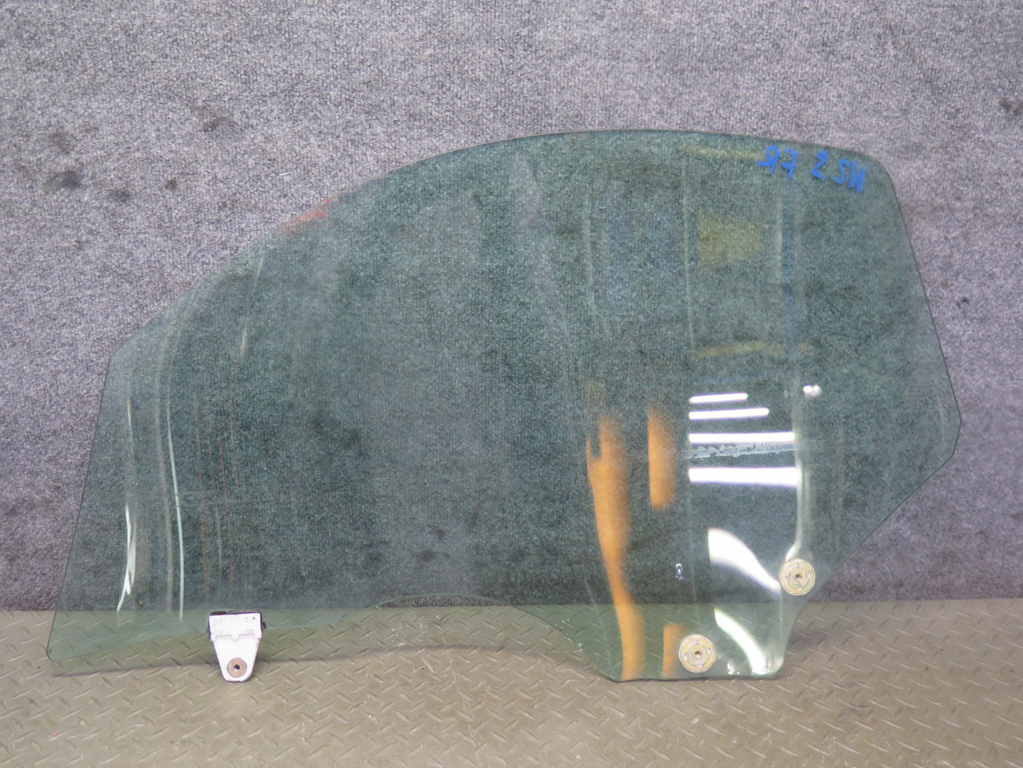 04-09 Nissan 350Z Z33 Convertible Front Right Passenger Door Window Glass OEM