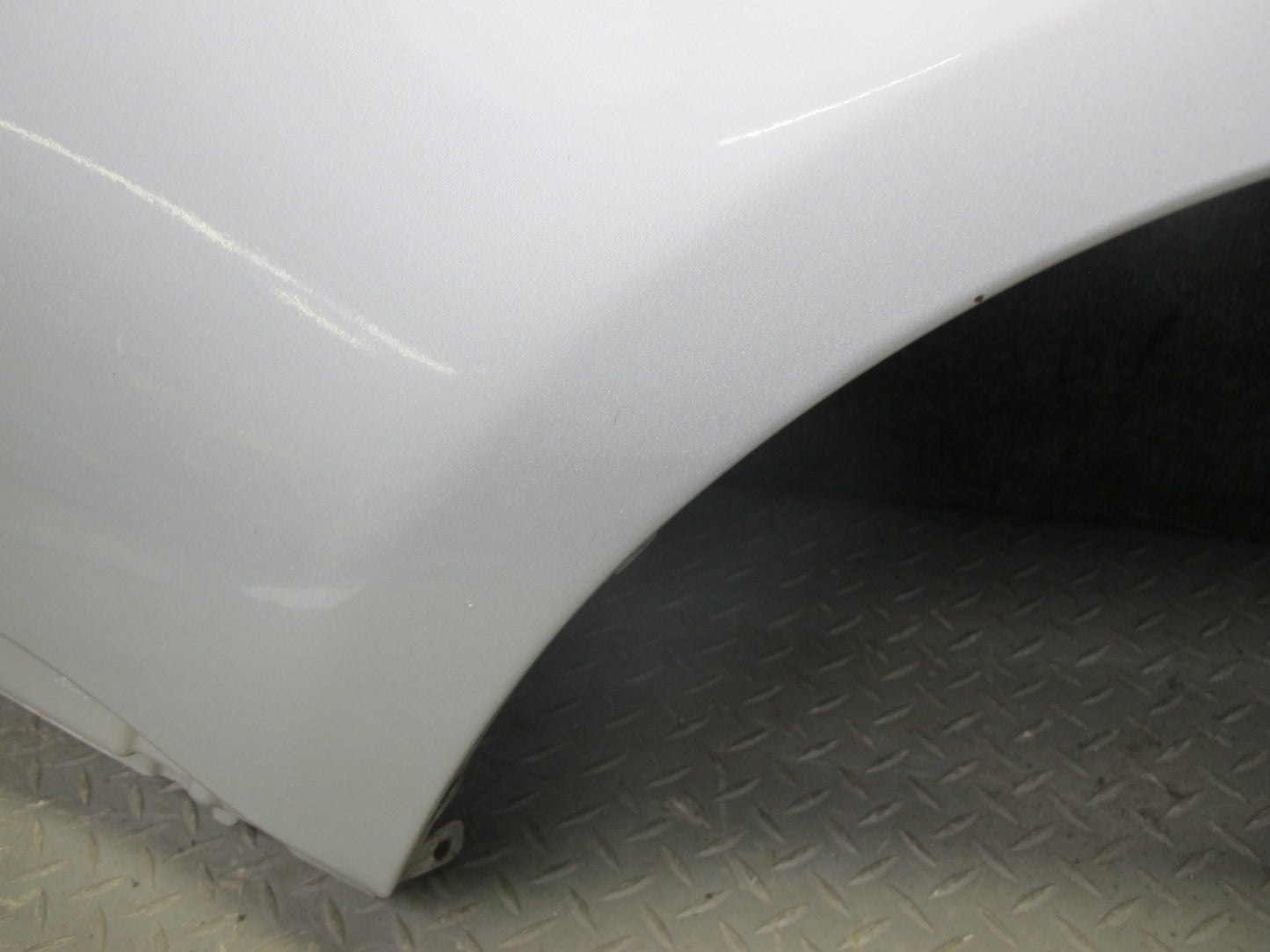 06-07 Nissan Z33 350Z Convert Front Right Fender Shell Cover Panel Silver OEM