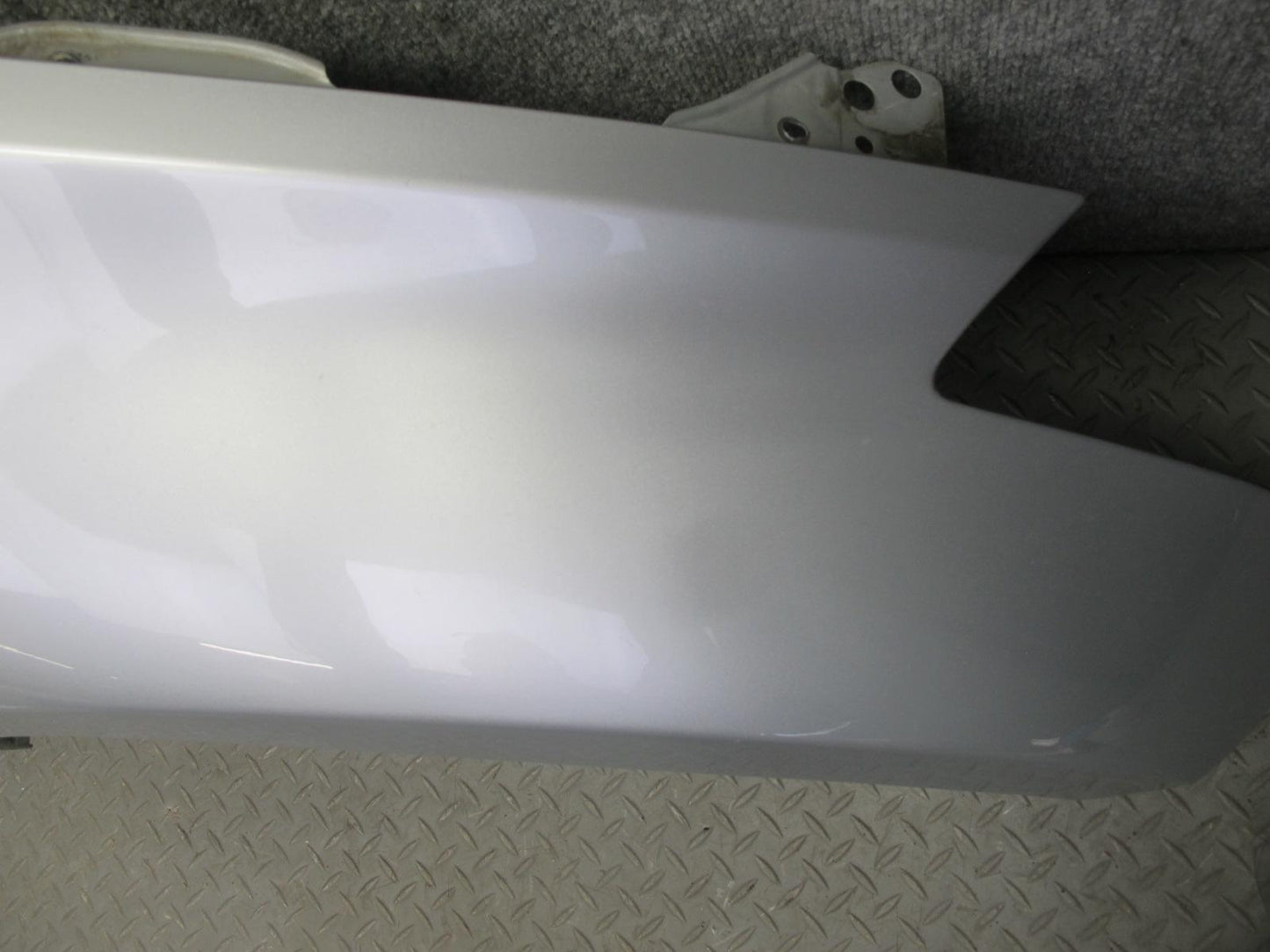 06-07 Nissan Z33 350Z Convert Front Right Fender Shell Cover Panel Silver OEM