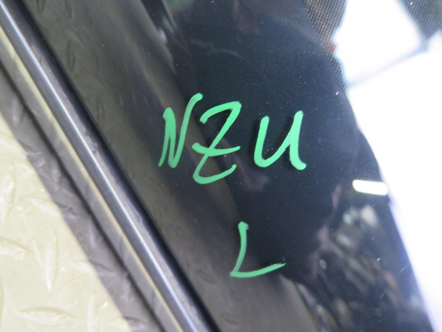 85-89 Nissan Z31 300ZX 2+0 Left T-top Roof Glass Panel Tinted w Lock Latch OEM