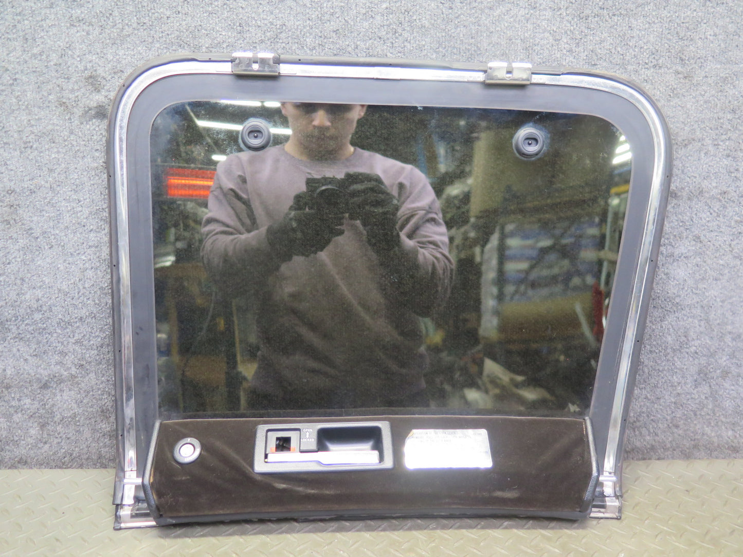 85-89 Nissan Z31 300ZX 2+0 Left T-top Roof Glass Panel Tinted w Lock Latch OEM