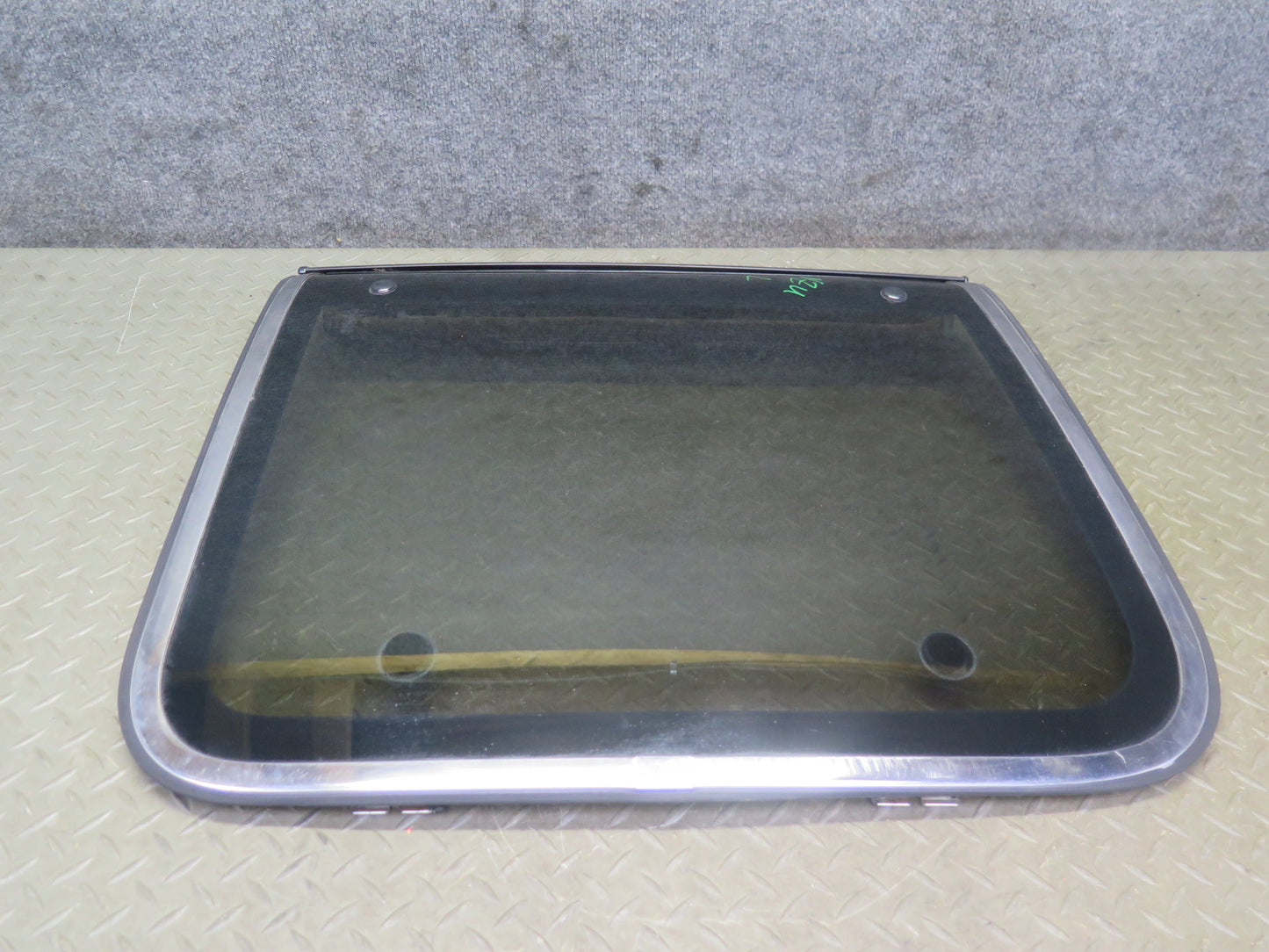 85-89 Nissan Z31 300ZX 2+0 Left T-top Roof Glass Panel Tinted w Lock Latch OEM