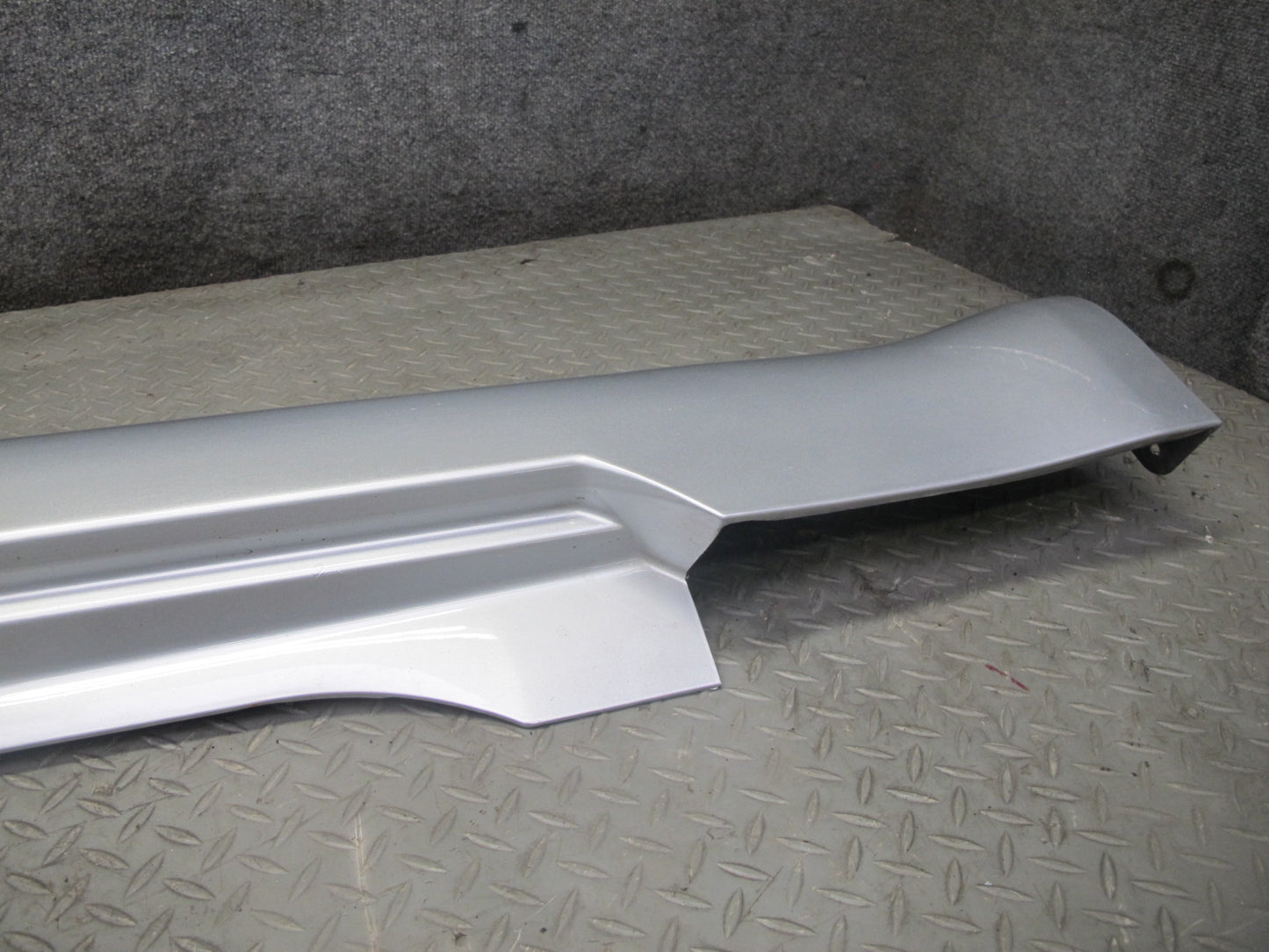 07-08 Nissan 350Z Z33 Conv Right & Left Side Skirt Rocker Panel Molding Set OEM