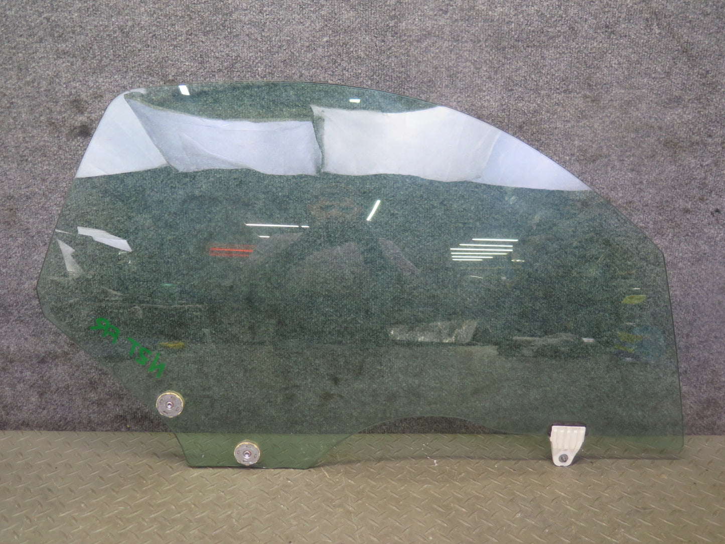 04-09 Nissan 350Z Z33 Convertible Front Right Passenger Door Window Glass OEM