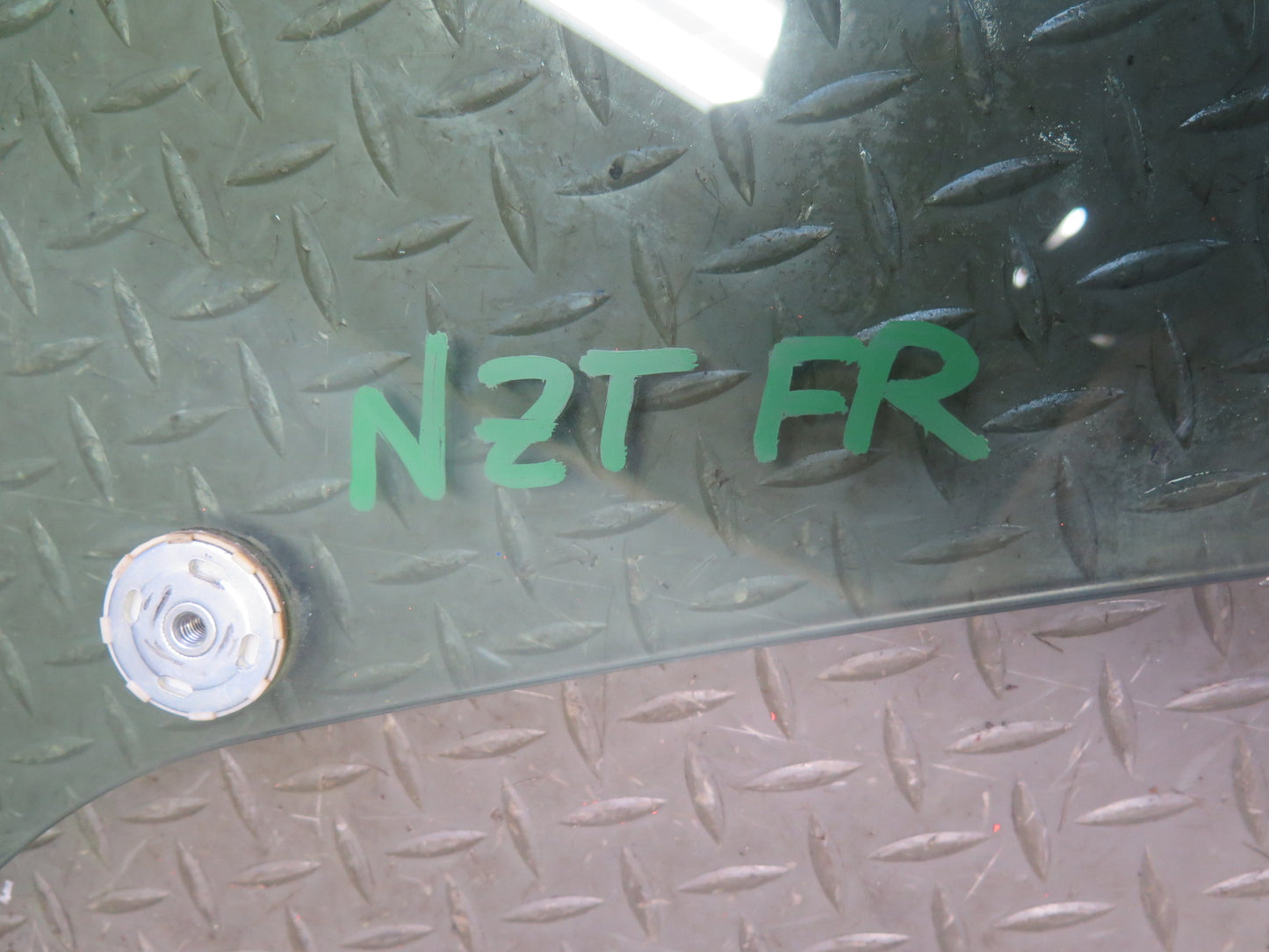 04-09 Nissan 350Z Z33 Convertible Front Right Passenger Door Window Glass OEM