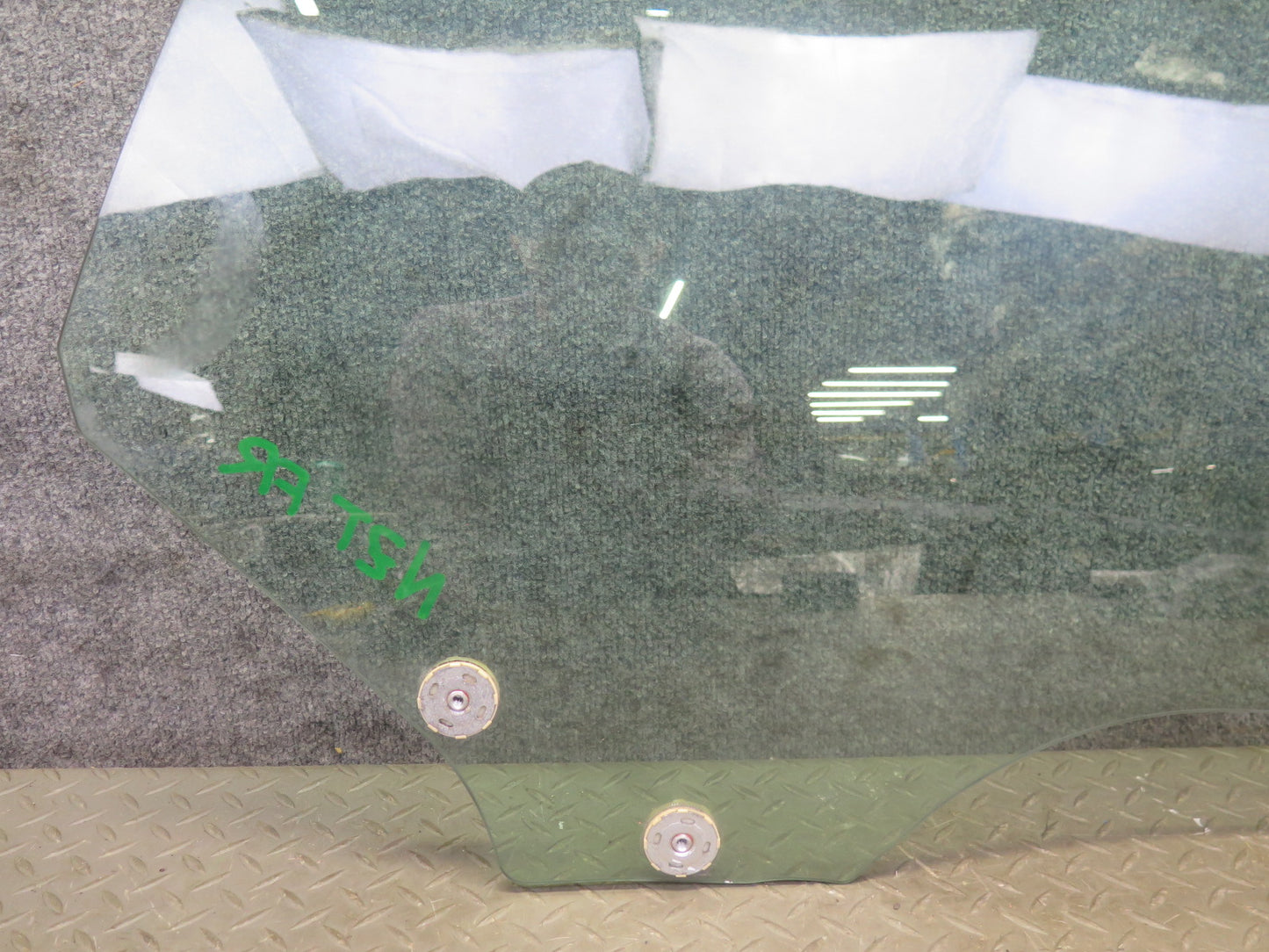 04-09 Nissan 350Z Z33 Convertible Front Right Passenger Door Window Glass OEM