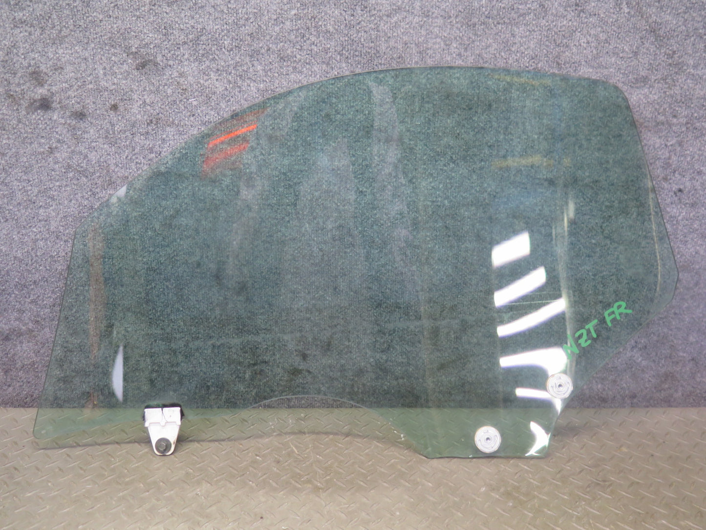 04-09 Nissan 350Z Z33 Convertible Front Right Passenger Door Window Glass OEM