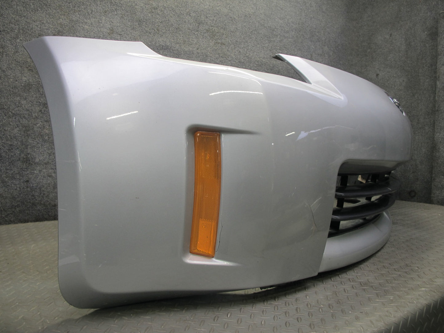 06-09 Nissan Z33 350Z Front Bumper Cover Silver GBC NS31002B