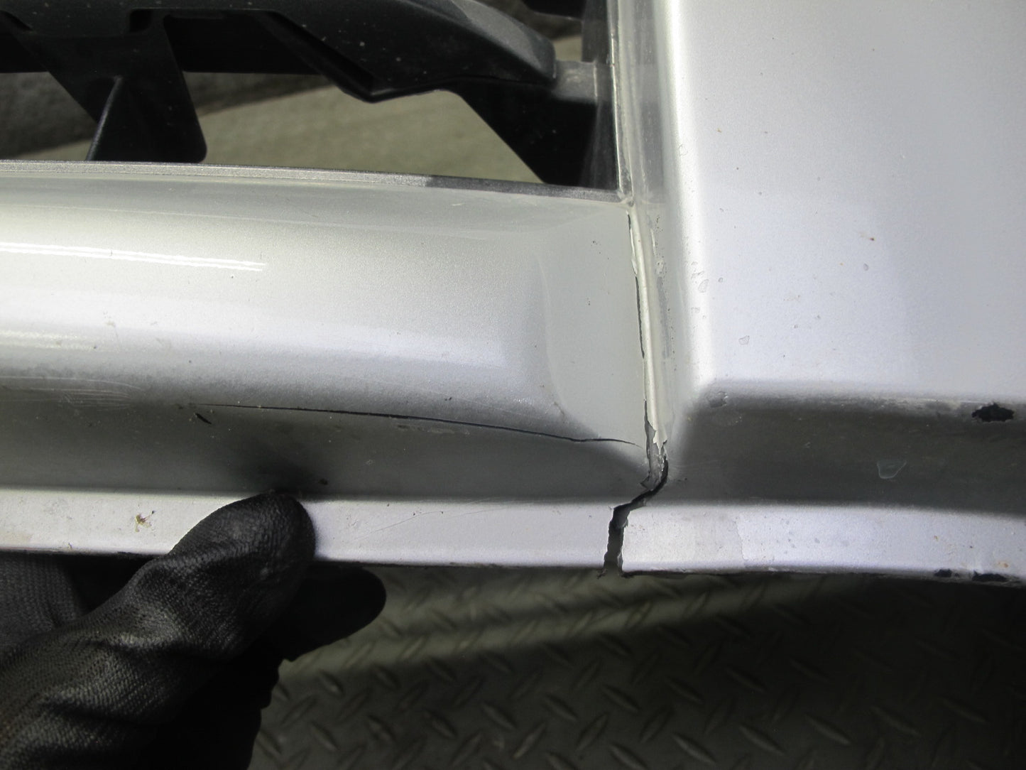 06-09 Nissan Z33 350Z Front Bumper Cover Silver GBC NS31002B