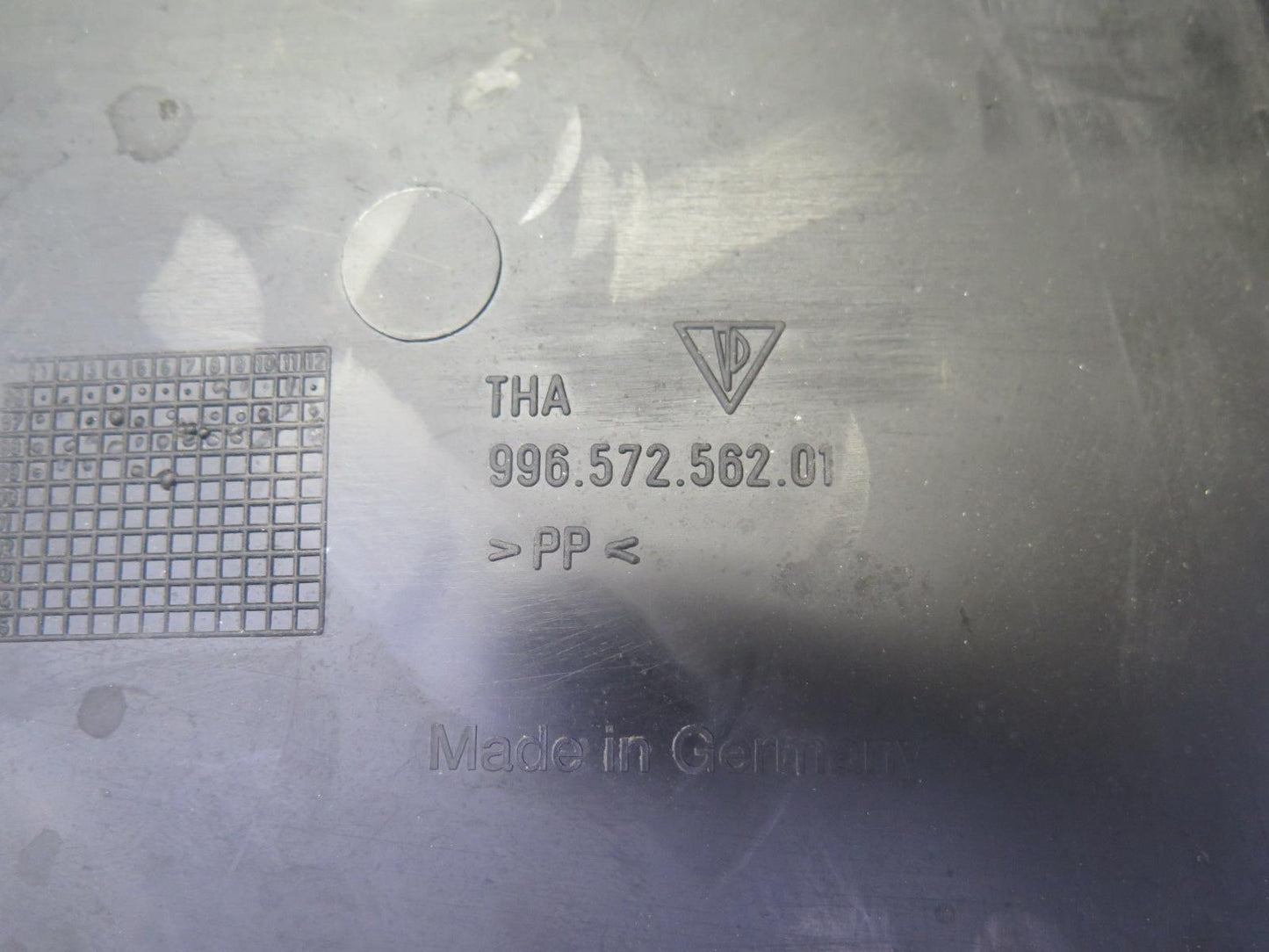 1999-2004 Porsche 911 996 Front Windshield Cowl Vent Trim Panel Set of 2