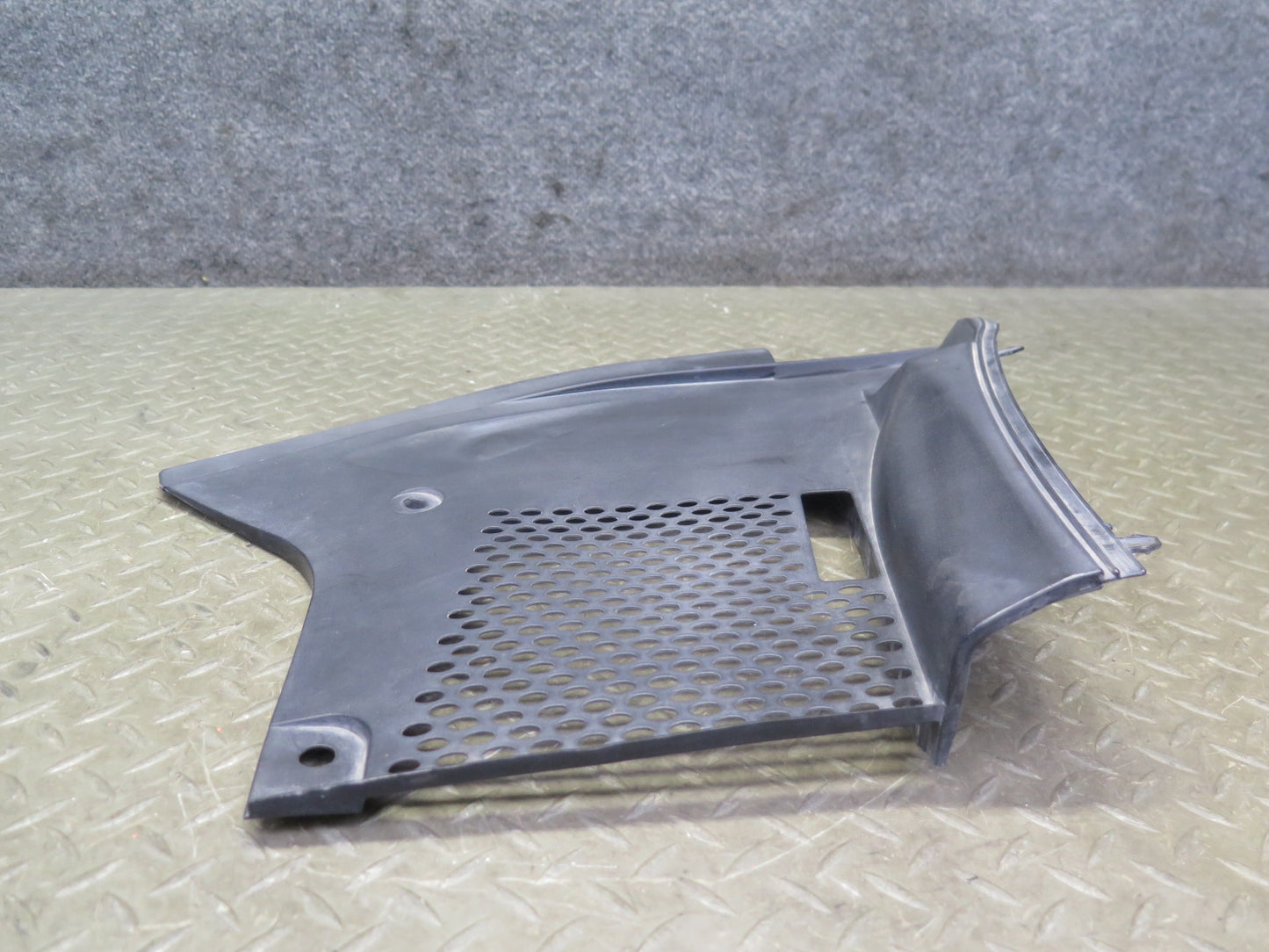 1999-2004 Porsche 911 996 Front Windshield Cowl Vent Trim Panel Set of 2