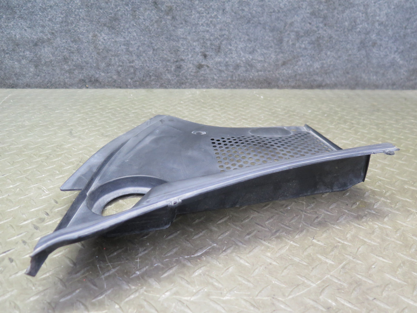 1999-2004 Porsche 911 996 Front Windshield Cowl Vent Trim Panel Set of 2