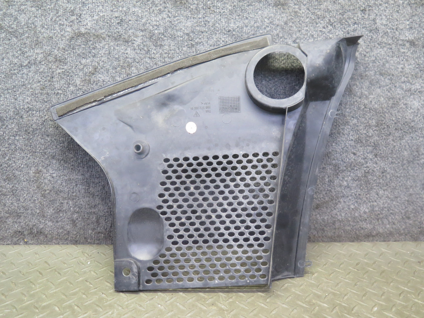 1999-2004 Porsche 911 996 Front Windshield Cowl Vent Trim Panel Set of 2