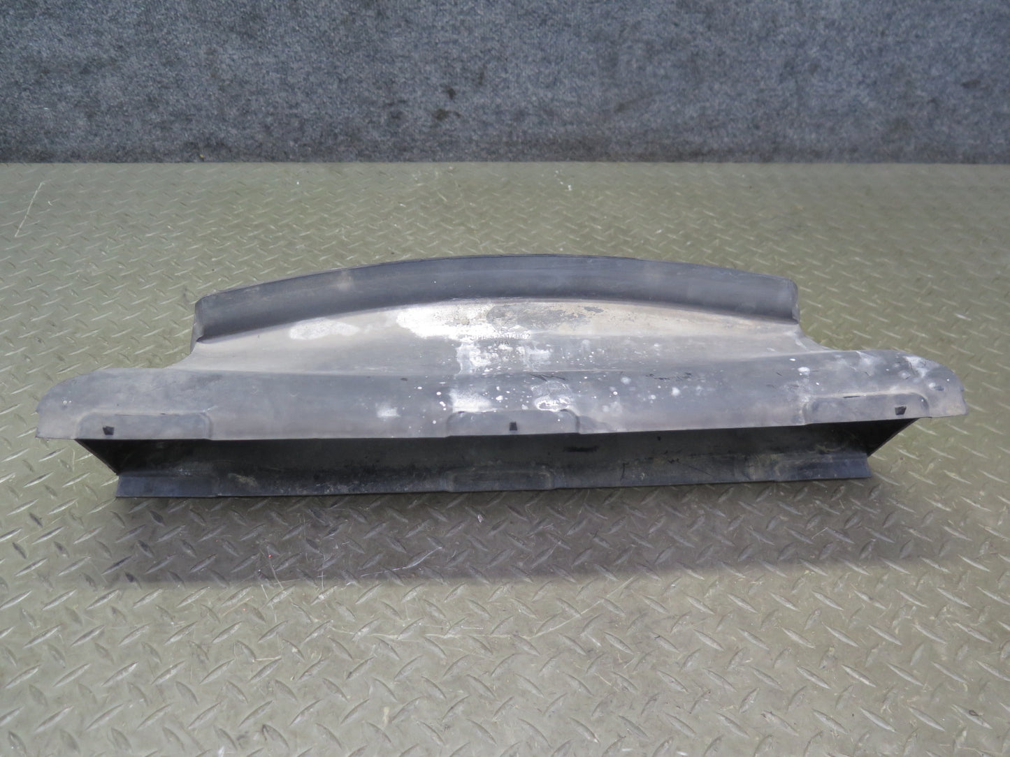 1999-2004 Porsche 911 996 Radiator Air Guide Intake Duct 99657514102