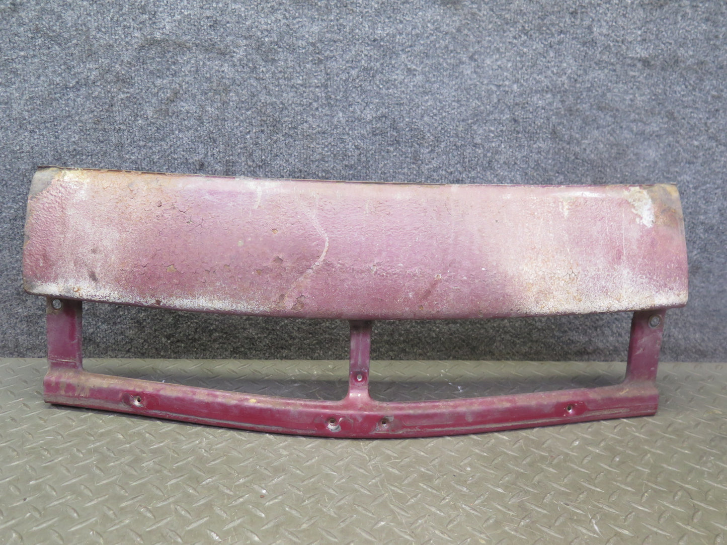 75-76 Mercedes W115 300D Front Bumper Lower Central Panel Valance RED OEM