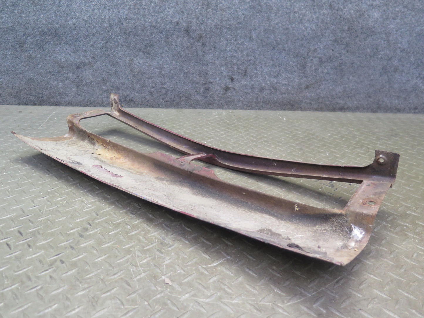75-76 Mercedes W115 300D Front Bumper Lower Central Panel Valance RED OEM
