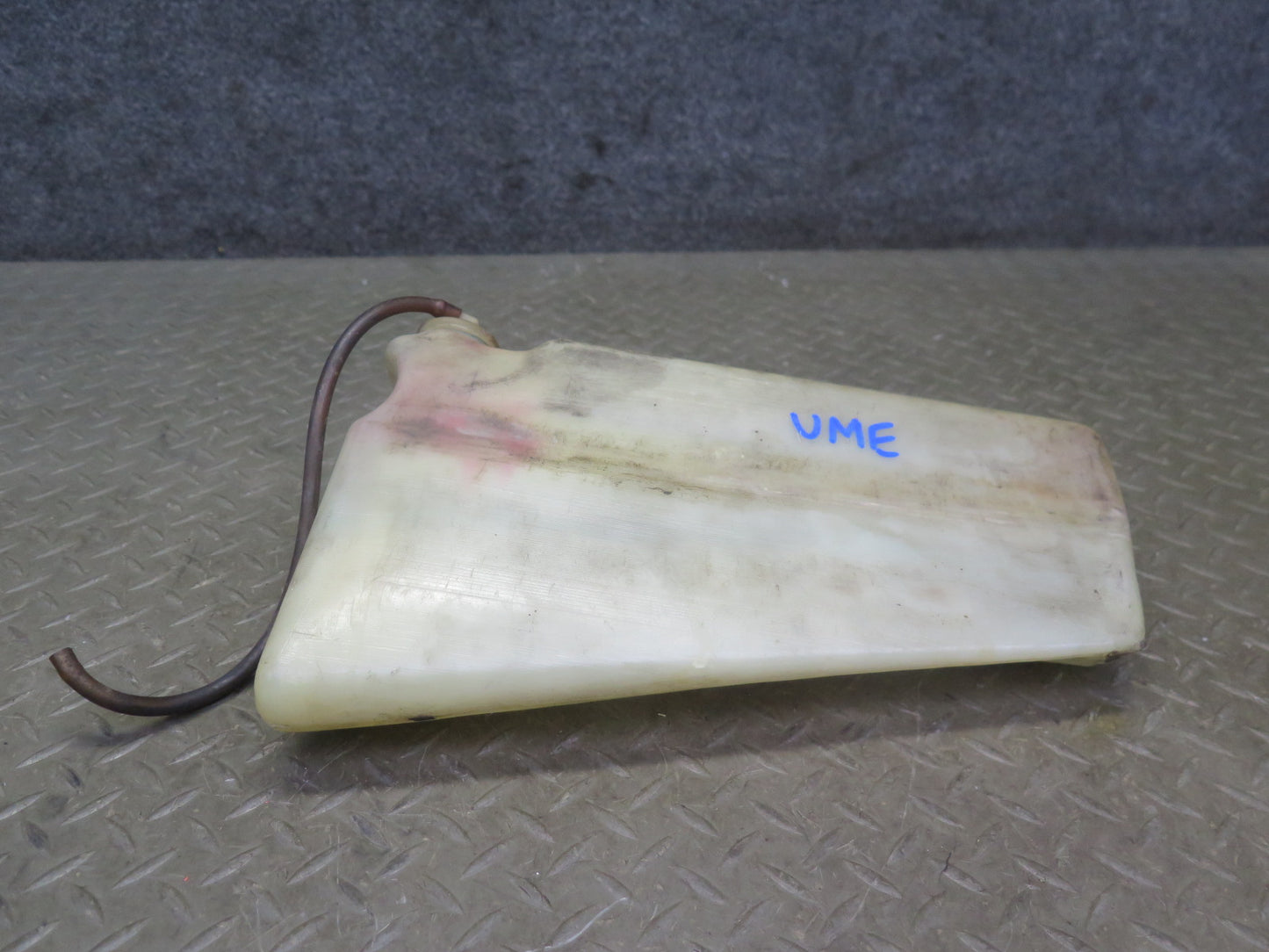 75-76 Mercedes W115 300D Windshield Washer Fluid Reservoir Tank OEM