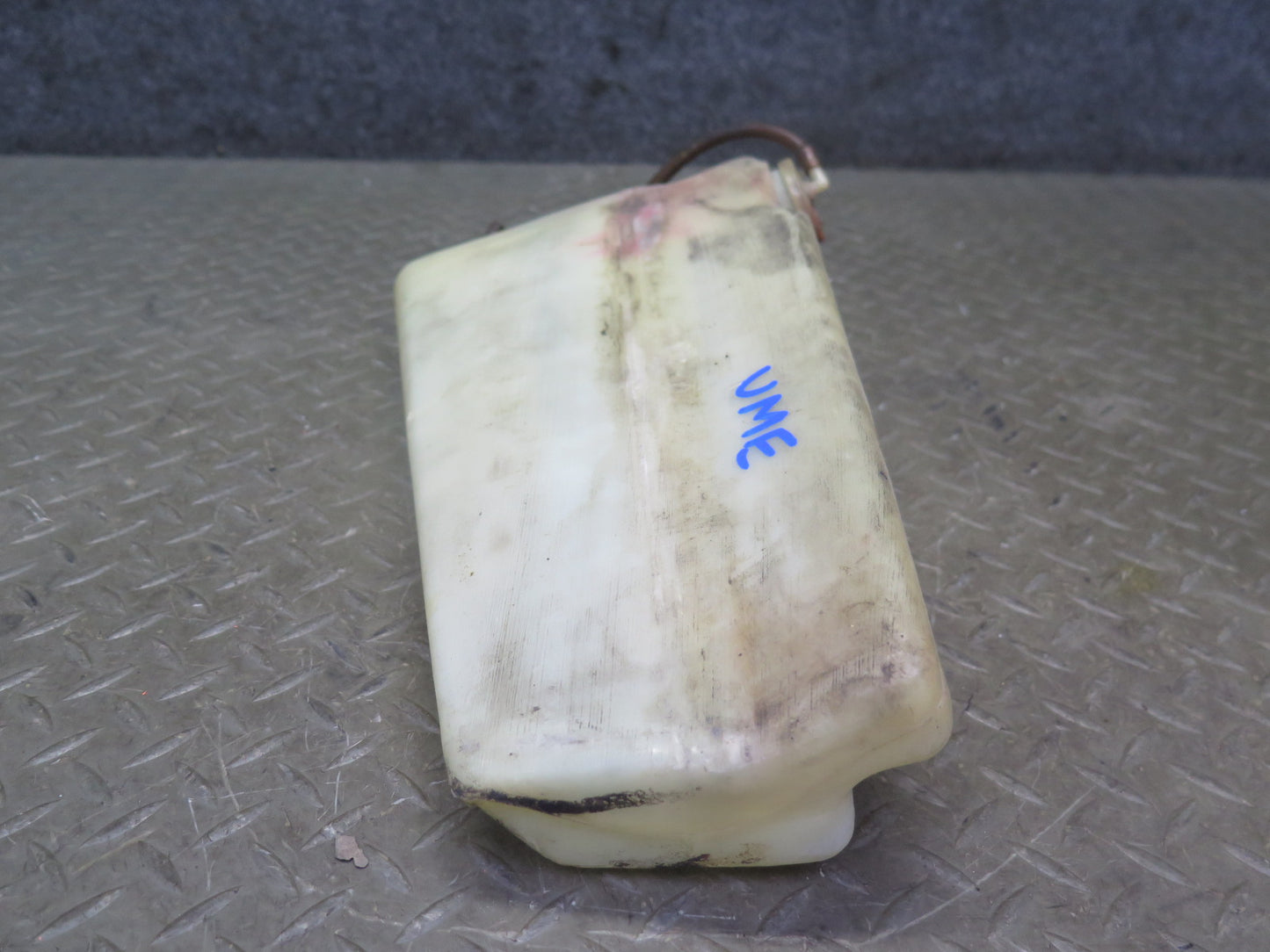 75-76 Mercedes W115 300D Windshield Washer Fluid Reservoir Tank OEM