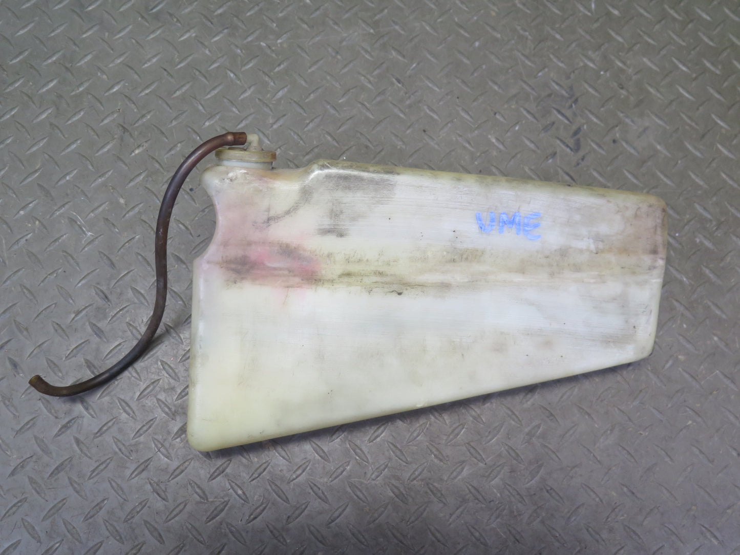 75-76 Mercedes W115 300D Windshield Washer Fluid Reservoir Tank OEM