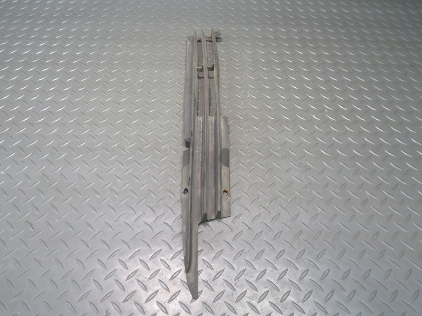 75-76 Mercedes W115 300D Front Left Driver Side Lower Trim Grille OEM