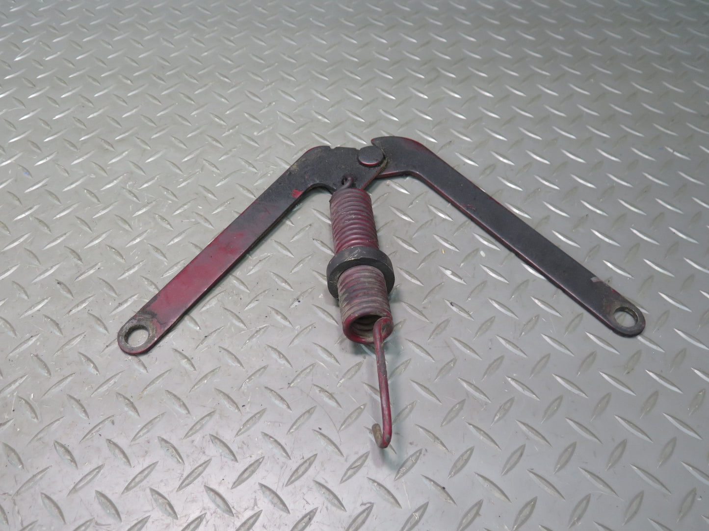 75-76 Mercedes W115 300D Set of 2 Front Left & Right Hood Bonnet Hinge RED OEM