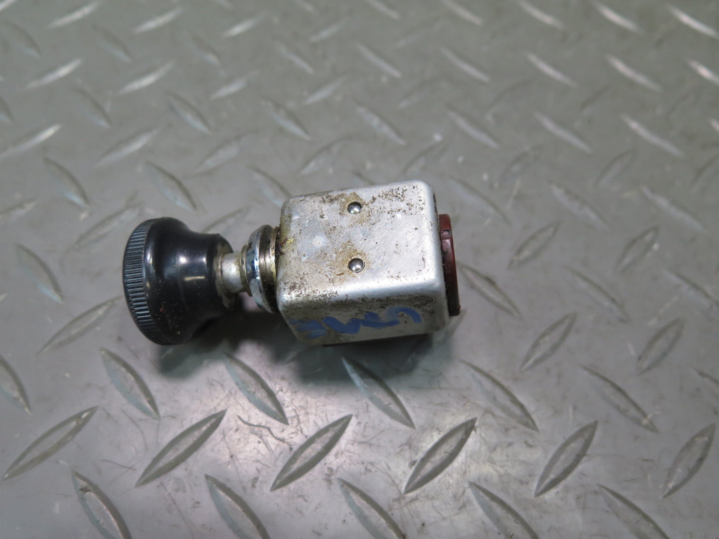 75-76 Mercedes W115 300D Rear Window Defrost Switch OEM