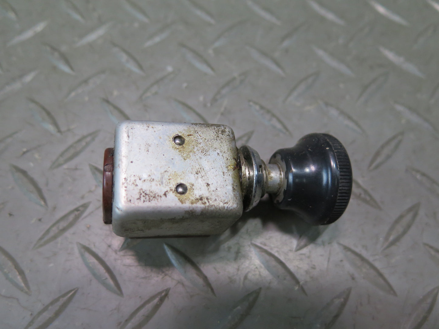 75-76 Mercedes W115 300D Rear Window Defrost Switch OEM