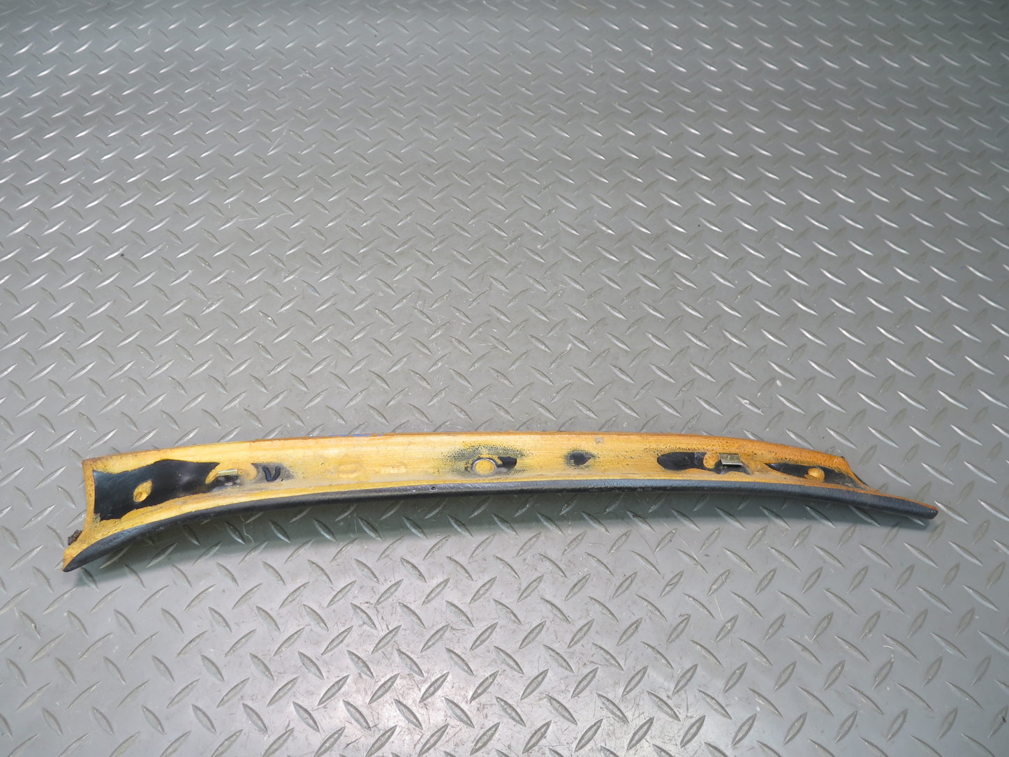 75-76 Mercedes W115 Left & Right Interior A Pillar Trim Cover Black Set OEM