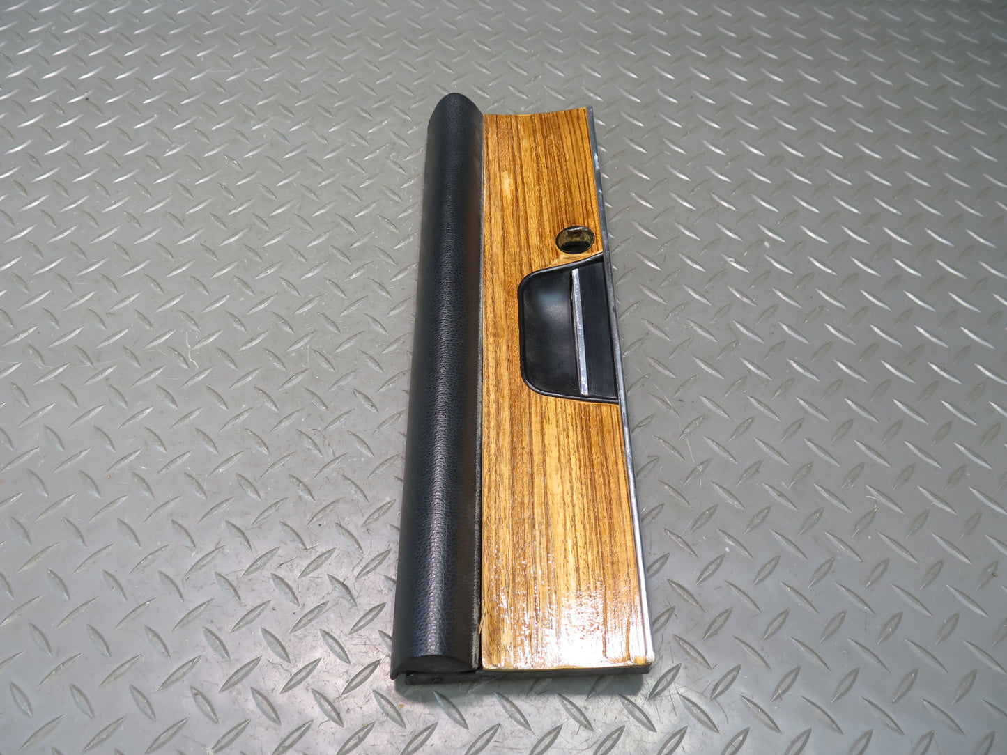 75-76 Mercedes W115 300SD Glove Box Door Lid Cover Light Wood OEM