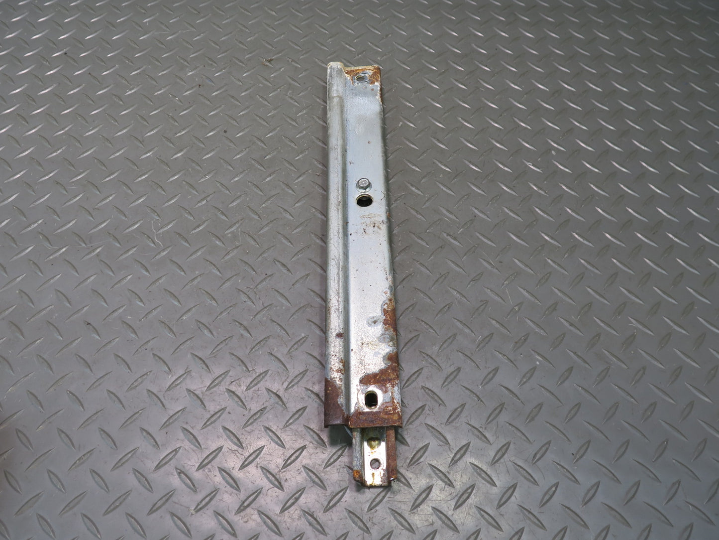 75-76 Mercedes W115 300SD Front Right Seat Track Rail w Handle Set OEM