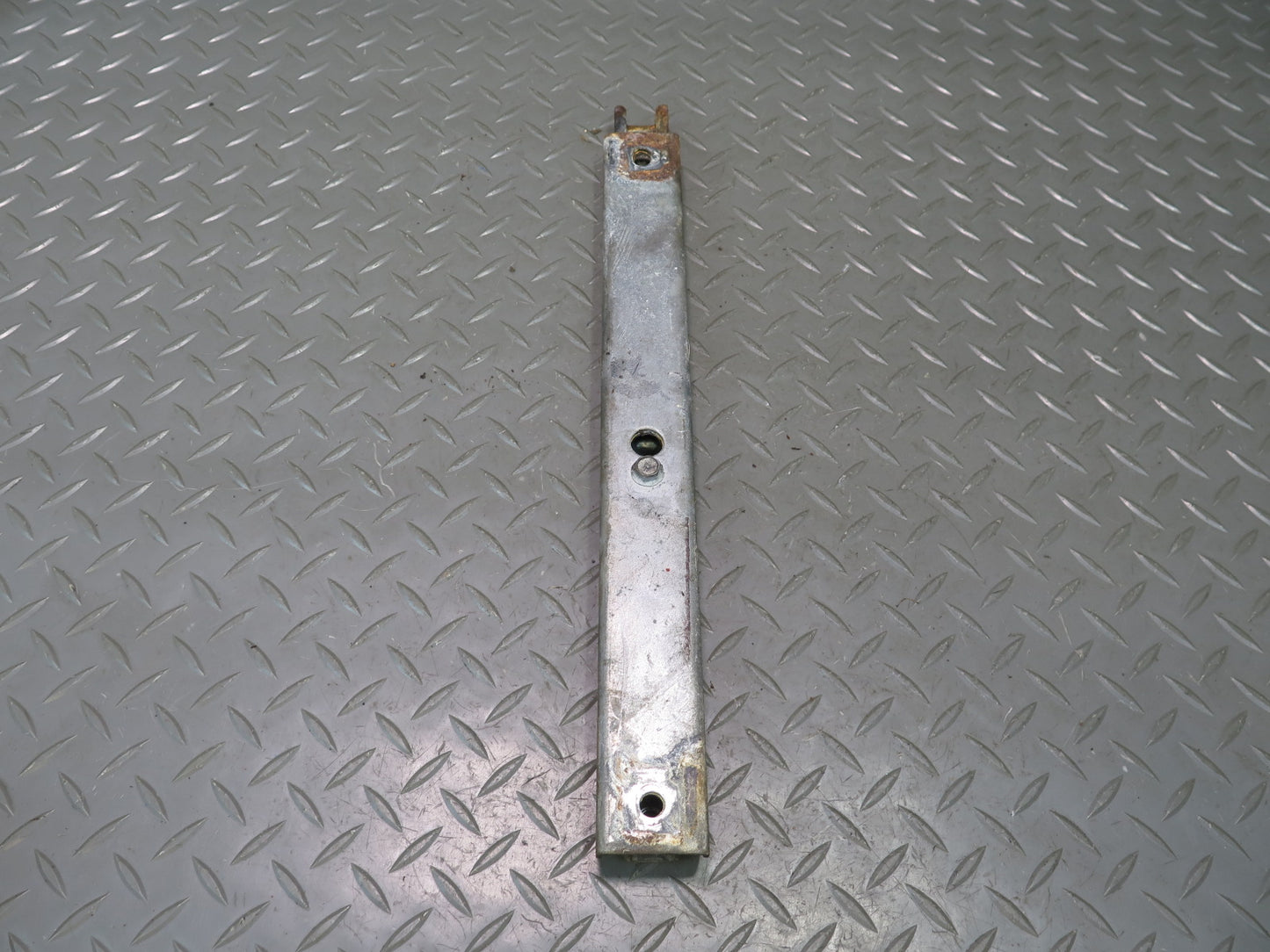 75-76 Mercedes W115 300SD Front Right Seat Track Rail w Handle Set OEM