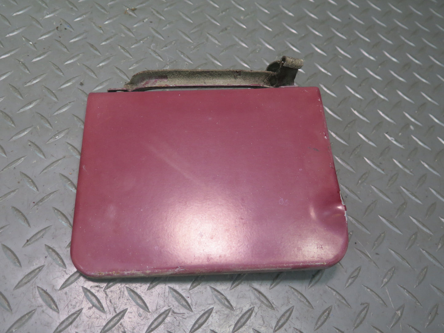75-76 Mercedes W115 300SD Gas Fuel Filler Door Lid Cover RED OEM