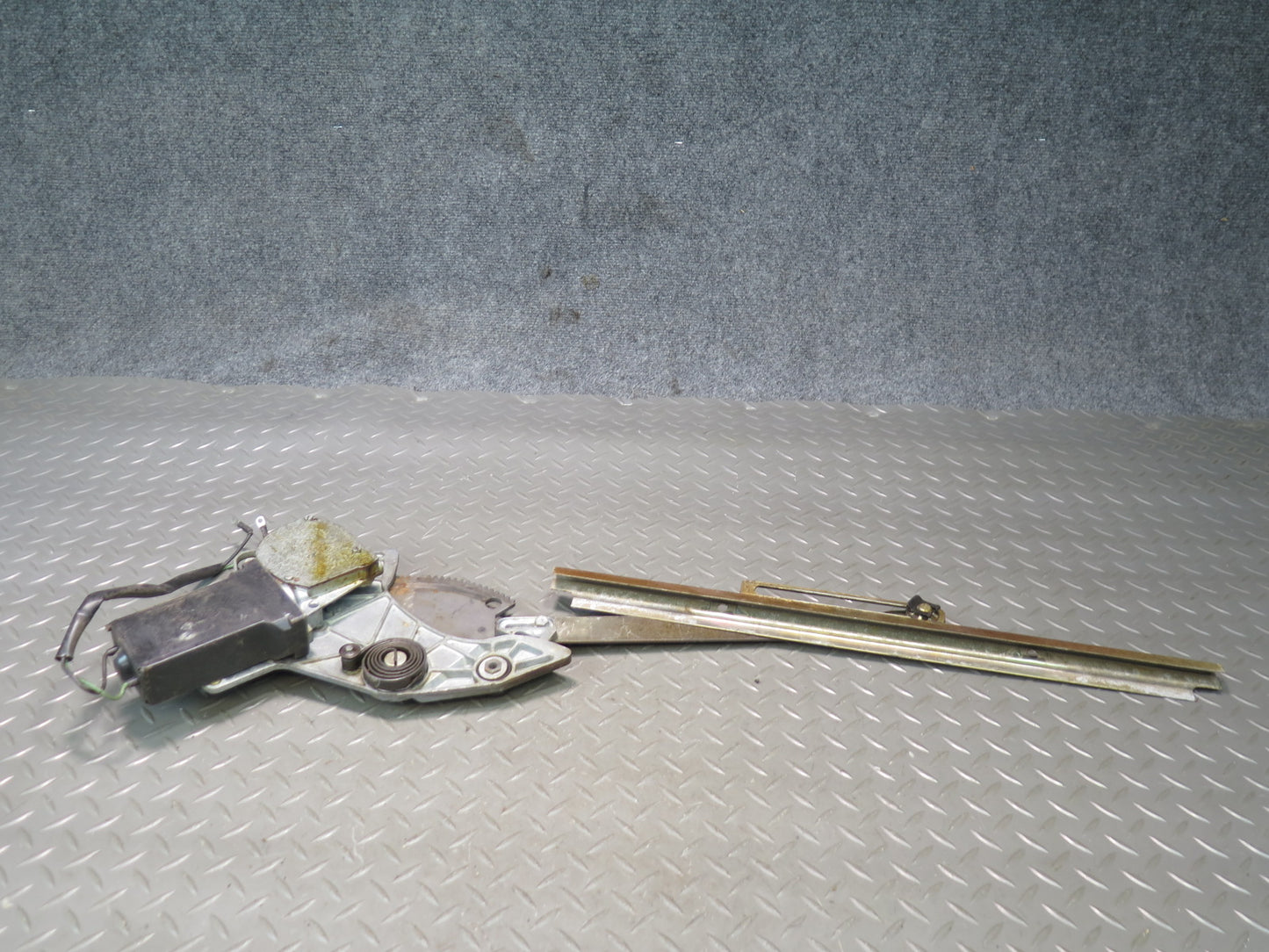 75-76 Mercedes W115 300SD Rear Right Door Window Regulator w Motor OEM