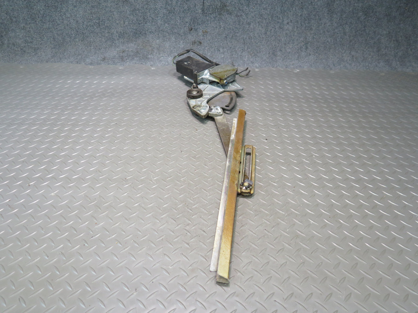 75-76 Mercedes W115 300SD Rear Right Door Window Regulator w Motor OEM
