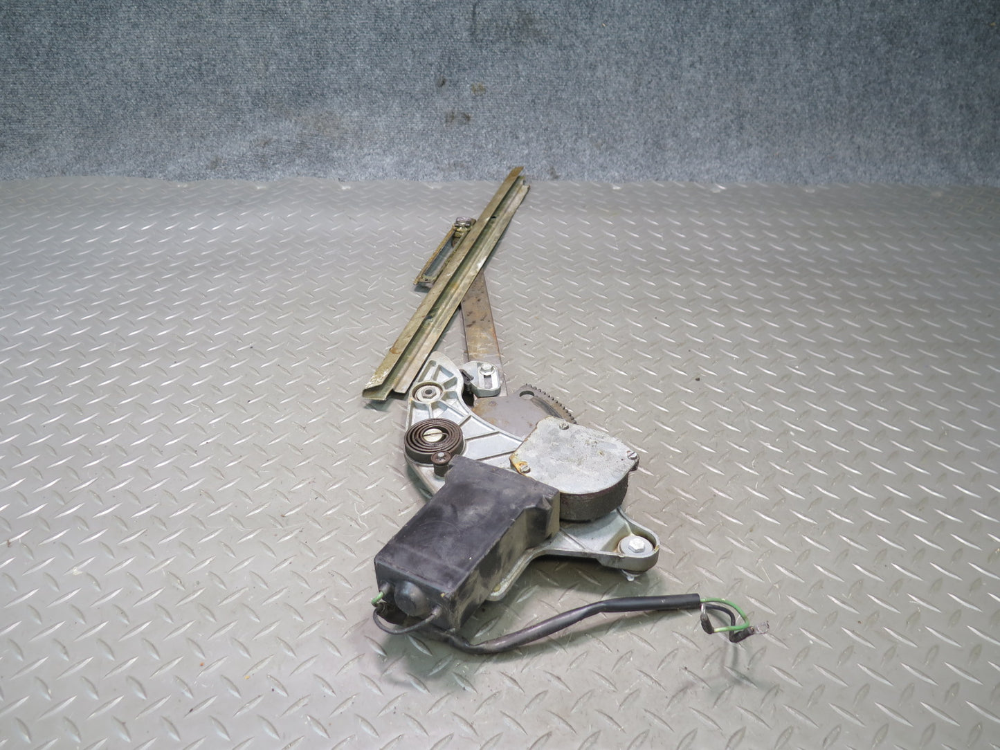 75-76 Mercedes W115 300SD Rear Left Door Window Regulator w Motor OEM