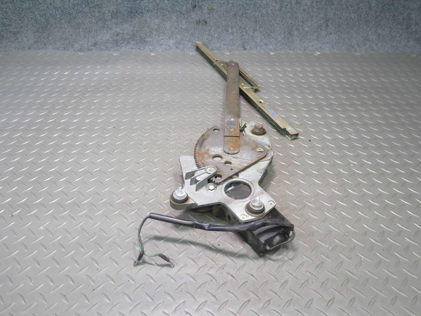 75-76 Mercedes W115 300SD Rear Left Door Window Regulator w Motor OEM