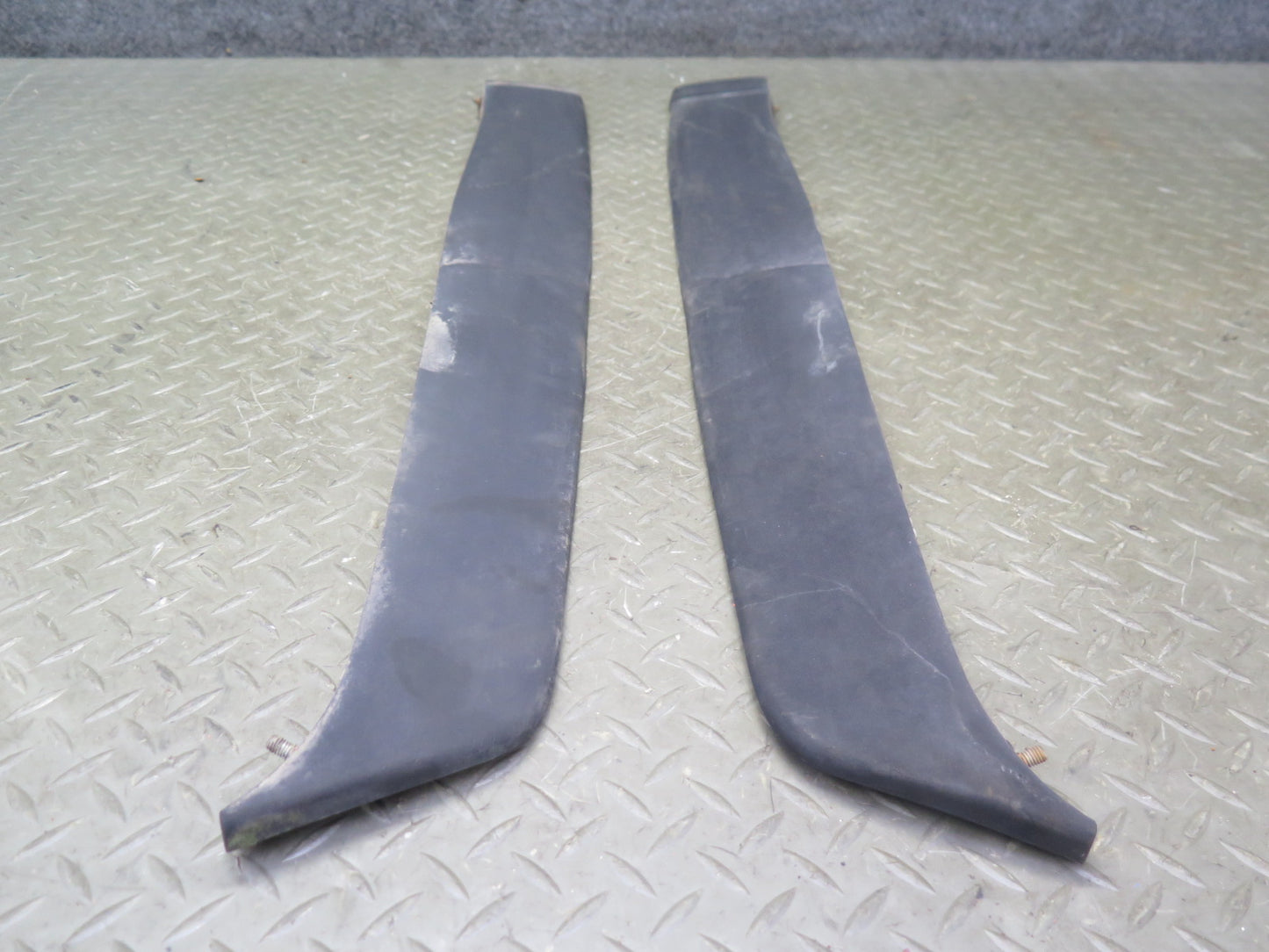 75-76 Mercedes W115 300SD Front Left & Right Bumper Filler Cover Molding Set OEM