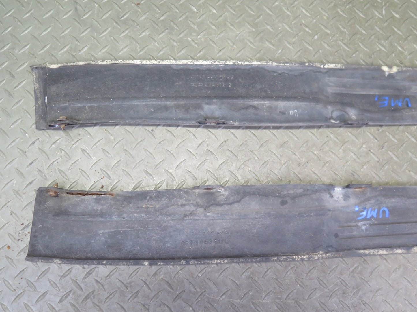 75-76 Mercedes W115 300SD Front Left & Right Bumper Filler Cover Molding Set OEM
