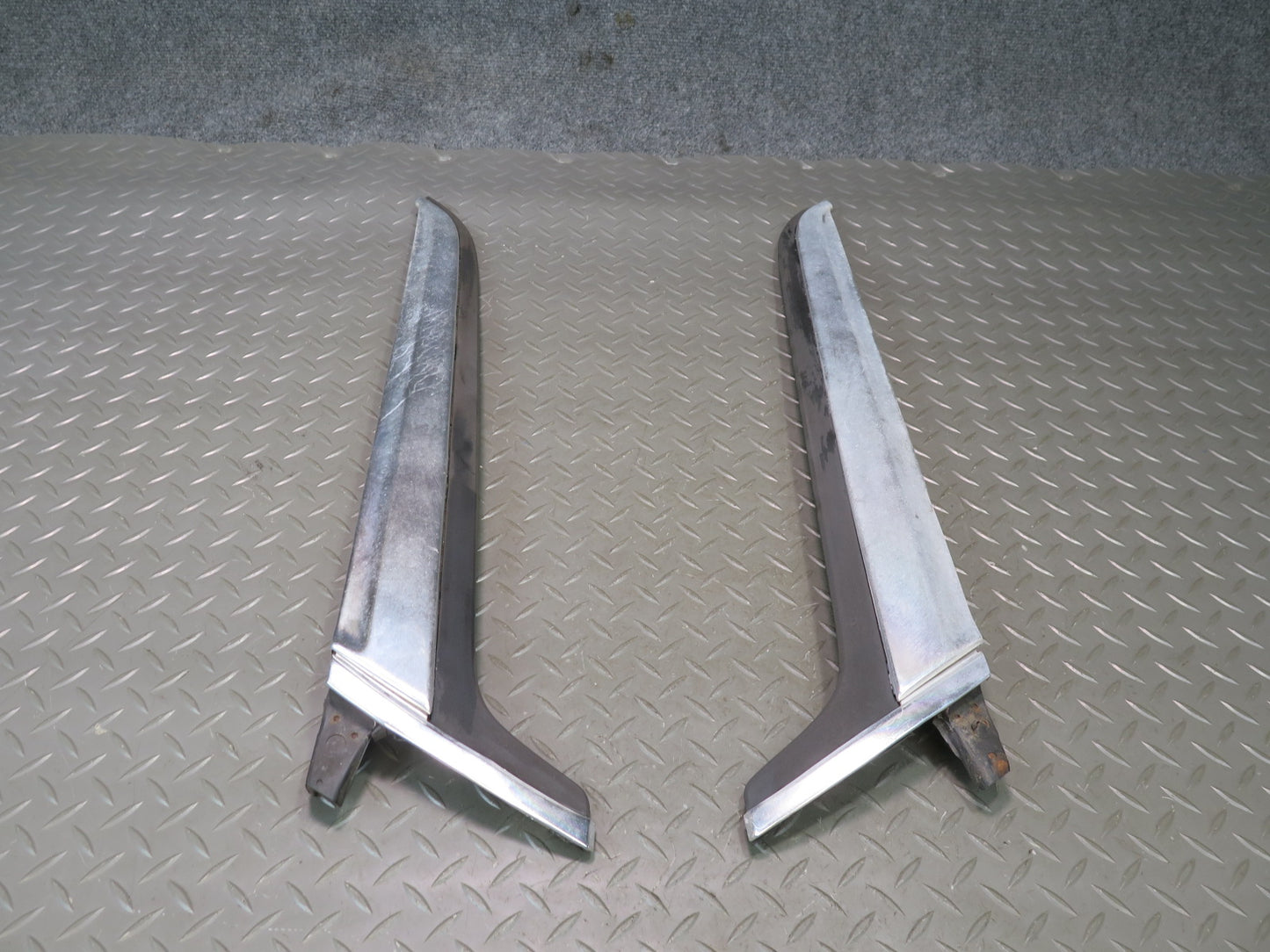 75-76 Mercedes W115 300SD Front Left Right A Pillar Chrome Trim Molding Set OEM