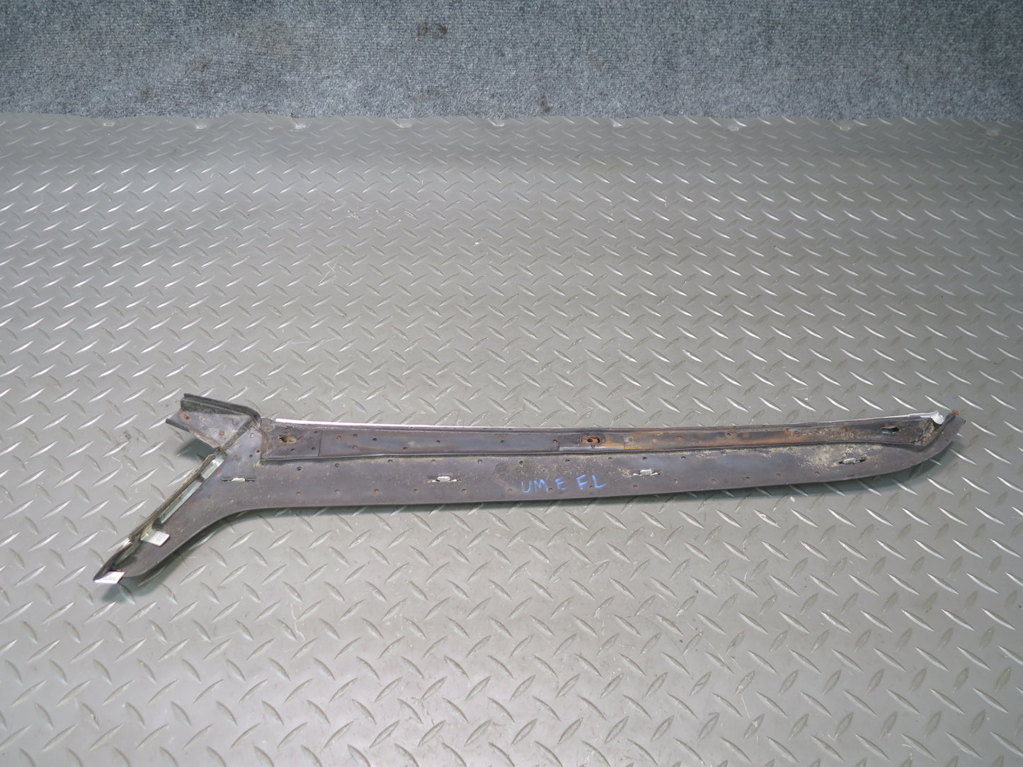 75-76 Mercedes W115 300SD Front Left Right A Pillar Chrome Trim Molding Set OEM