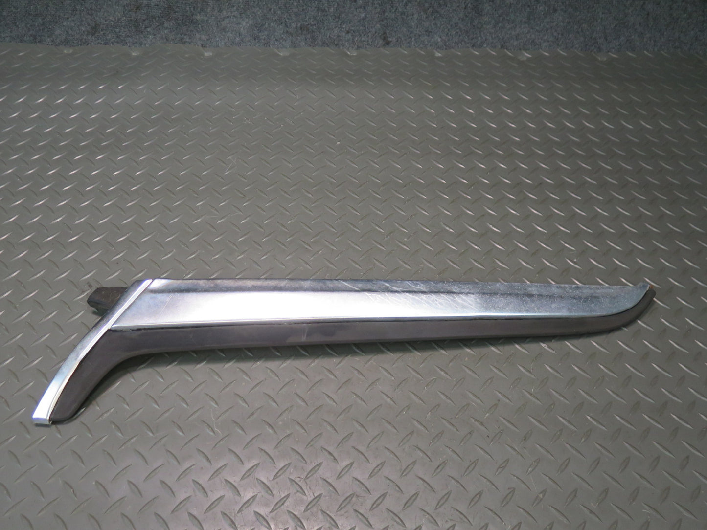 75-76 Mercedes W115 300SD Front Left Right A Pillar Chrome Trim Molding Set OEM