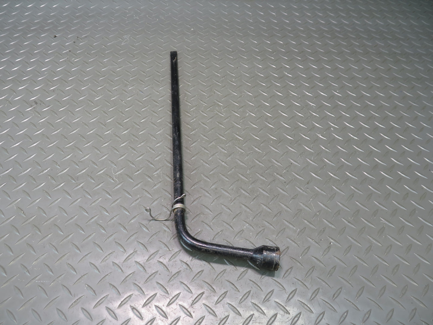 75-76 Mercedes W115 300SD Emergency Spare Tire Lift Jack w Wrench Tool Set OEM