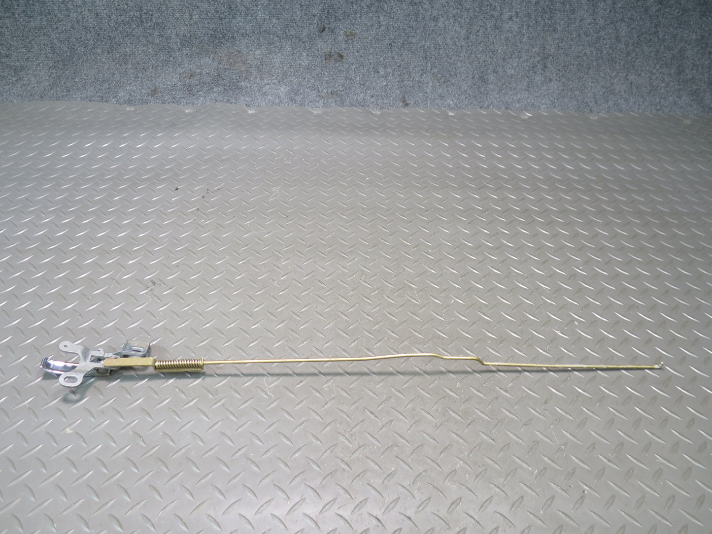75-76 Mercedes W115 300SD Rear Left Door Interior Handle w Cable OEM