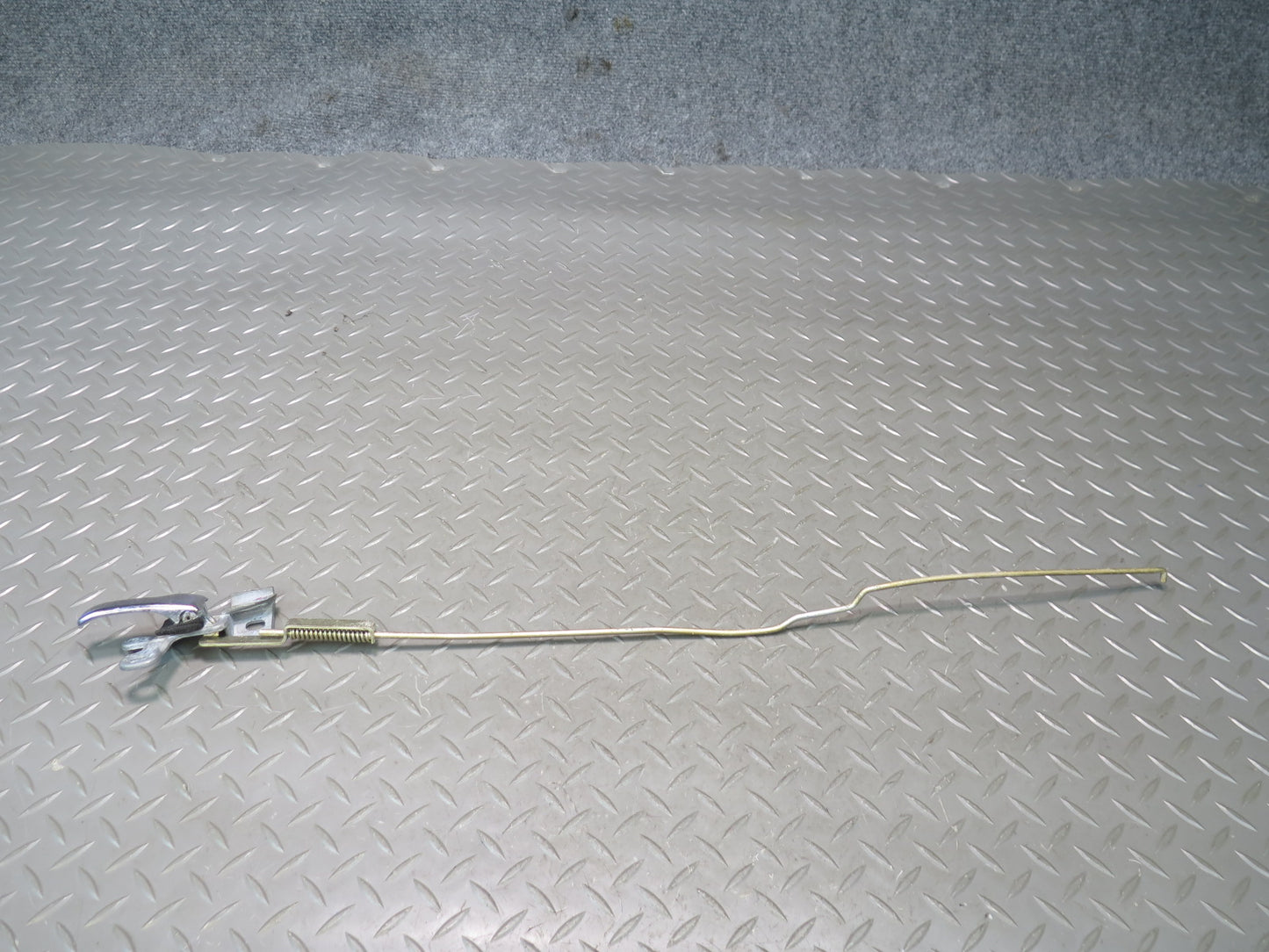 75-76 Mercedes W115 300SD Rear Right Door Interior Handle w Link OEM