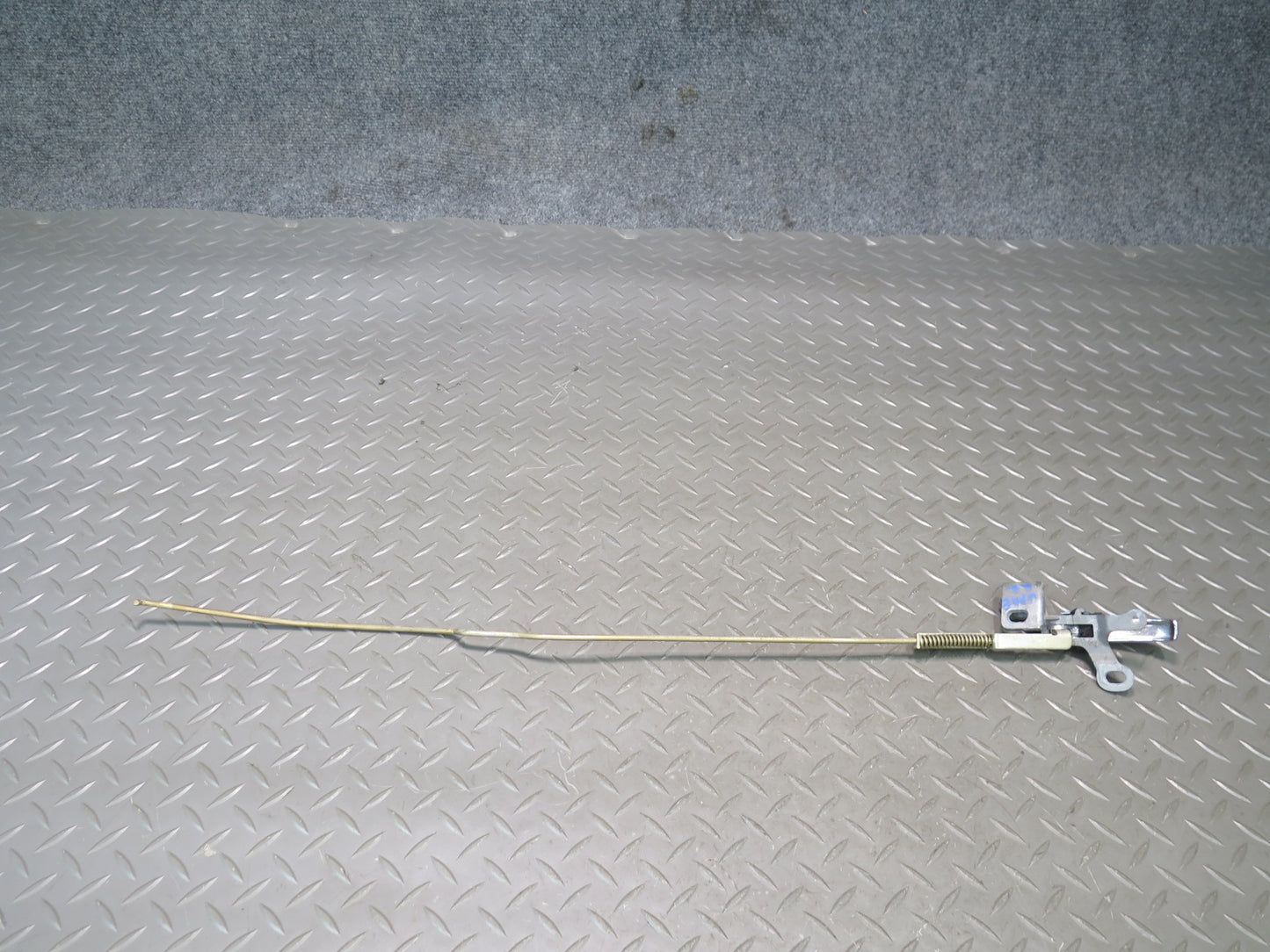 75-76 Mercedes W115 300SD Rear Right Door Interior Handle w Link OEM