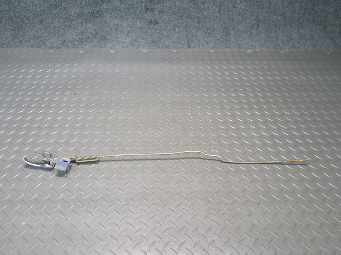 75-76 Mercedes W115 300SD Rear Right Door Interior Handle w Link OEM